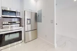 3625 N Country Club Dr, Aventura, FL 33180 - Photo 22