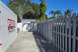 2733 Washington St, Hollywood, FL 33020 - Photo 24