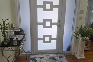 2733 Washington St, Hollywood, FL 33020 - Photo 2