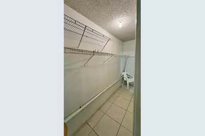 160 NE 203rd Ter #E20, Miami Gardens, FL 33179 - Photo 6