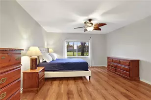 12850 SW 4th Ct, Pembroke Pines, FL 33027 - Photo 18