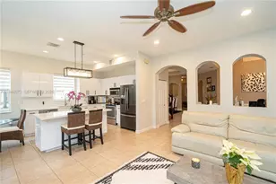 12878 SW 51st St, Miramar, FL 33027 - Photo 18