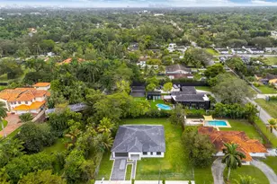 240 NE 156th St, Miami, FL 33162 - Photo 34