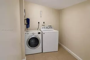 1726 Roosevelt St, Hollywood, FL 33020 - Photo 36