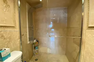 9375 Fontainebleau Blvd, Miami, FL 33172 - Photo 20