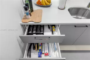 1150 101st St, Bay Harbor Islands, FL 33154 - Photo 28