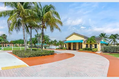 1538 SE 24th Ct #213, Homestead, FL 33035 - Photo 2