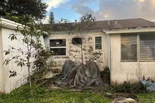 1129 NW 105th St, Miami, FL 33150 - Photo 10