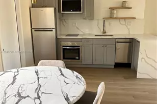 1129 NE 111th St, Biscayne Park, FL 33161 - Photo 4