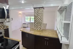 6950 Miami Gardens Dr, Hialeah, FL 33015 - Photo 2