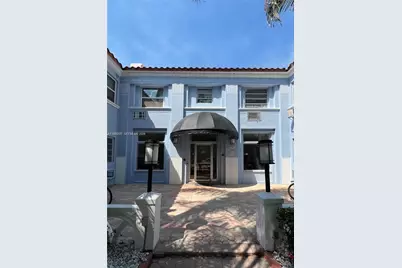 215 30 St #5, Miami Beach, FL 33140 - Photo 2