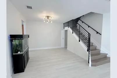 11400 NW 75th Ter, Doral, FL 33178 - Photo 8