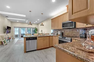 8781 NW 148th Terrace, Miami Lakes, FL 33018 - Photo 12