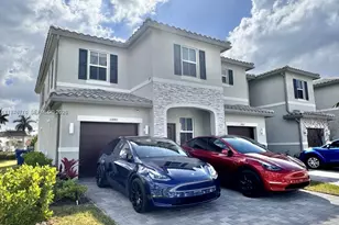 11880 NW 46th St, Coral Springs, FL 33076 - Photo 1