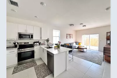 11880 NW 46th St, Coral Springs, FL 33076 - Photo 8