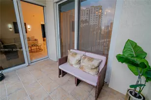 20000 E Country Club Dr, Aventura, FL 33180 - Photo 18
