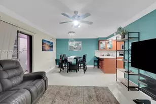 6 Spinning Wheel Ln, Tamarac, FL 33319 - Photo 12