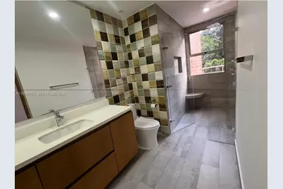 Calle 1 B Sur 38-90 #202, , FL  - Photo 2