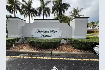 2103 NE 38th Rd, Homestead, FL 33033 - Photo 2