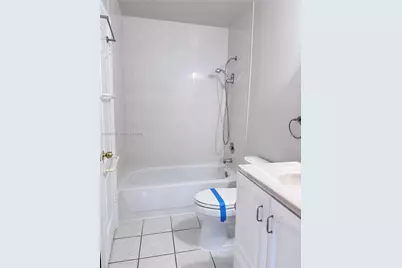 527 W 68th St #1, Hialeah, FL 33014 - Photo 20