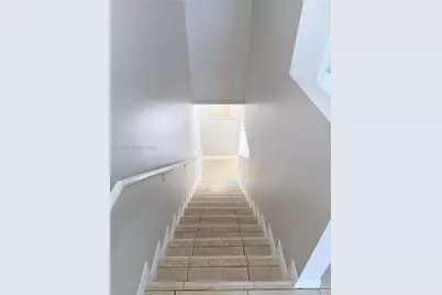 527 W 68th St #1, Hialeah, FL 33014 - Photo 28