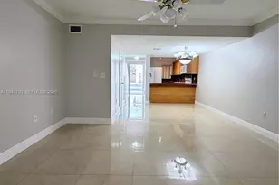 527 W 68th St, Hialeah, FL 33014 - Photo 6