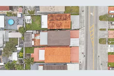836 W 37th St, Hialeah, FL 33012 - Photo 26
