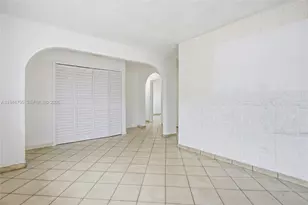 836 W 37th St, Hialeah, FL 33012 - Photo 12