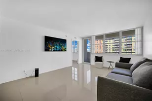 250 174th St, Sunny Isles Beach, FL 33160 - Photo 6