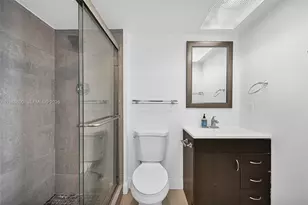 250 174th St, Sunny Isles Beach, FL 33160 - Photo 26