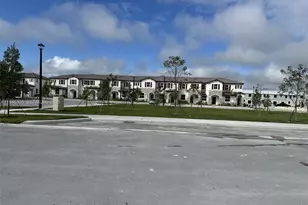 2713 SE 26th Rd, Homestead, FL 33035 - Photo 2