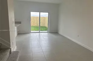 2713 SE 26th Rd, Homestead, FL 33035 - Photo 8