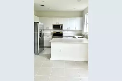 2713 SE 26 Rd #., Homestead, FL 33035 - Photo 4