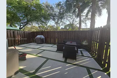 11418 NW 74th Ter, Doral, FL 33178 - Photo 2