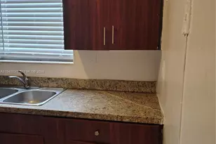 1350 NE 119th St, Miami, FL 33161 - Photo 6