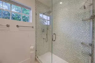 1125 99th St, Bay Harbor Islands, FL 33154 - Photo 18