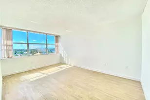 1200 NE Miami Gardens Dr, Miami, FL 33179 - Photo 18