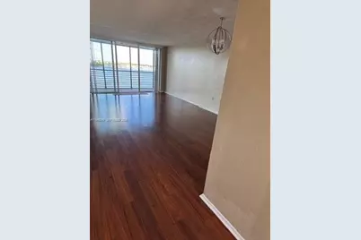 1075 NE Miami Gardens Dr #706, Miami, FL 33179 - Photo 4