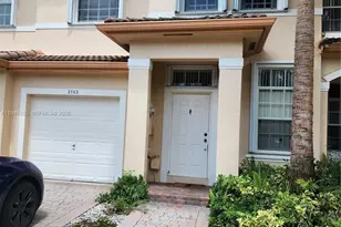 2762 SW 85th Ave, Miramar, FL 33025 - Photo 2