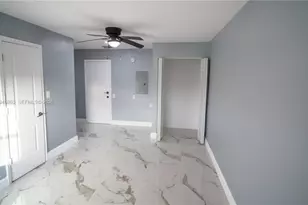 2421 SW 84th Terrace, Miramar, FL 33025 - Photo 10