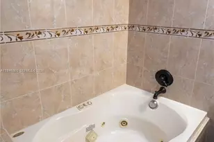 2421 SW 84th Terrace, Miramar, FL 33025 - Photo 20