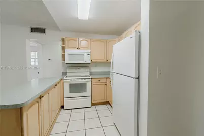 747 NW 13th Ave #3, Miami, FL 33125 - Photo 1