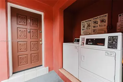 747 NW 13th Ave #3, Miami, FL 33125 - Photo 12