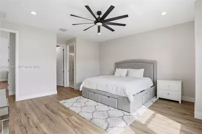 8371 Essex Country Club Dr, Boca Raton, FL 33434 - Photo 40