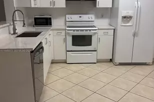 3705 San Simeon Cir, Weston, FL 33331 - Photo 4