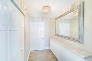 6061 Collins Ave, Miami Beach, FL 33140 - Photo 2