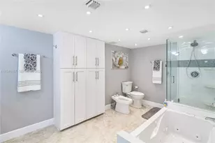 6061 Collins Ave, Miami Beach, FL 33140 - Photo 30