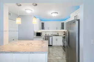 6061 Collins Ave, Miami Beach, FL 33140 - Photo 8