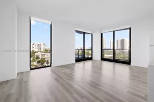101 Diplomat Pkwy, Hallandale Beach, FL 33009 - Photo 8