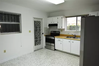 1532 SW 23rd St #1532, Miami, FL 33145 - Photo 4